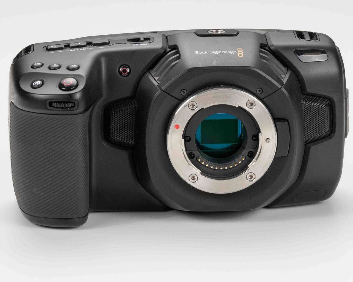 Blackmagic Pocket Cinema Camera 4K MFT Davinci Resolve Studio [t1198363339]
