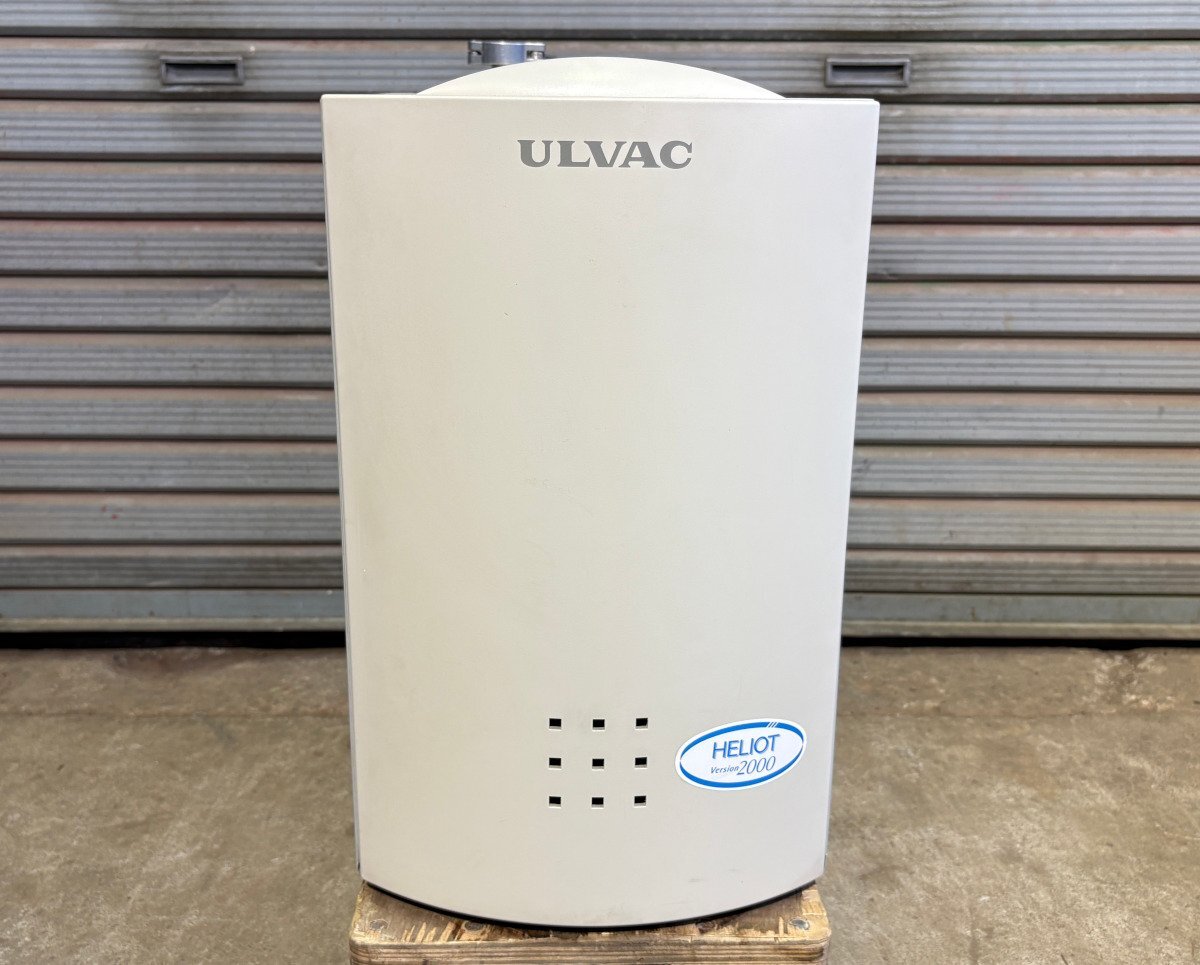 ULVAC HELIOT 302 Helium Leak Detector [p1240941943]