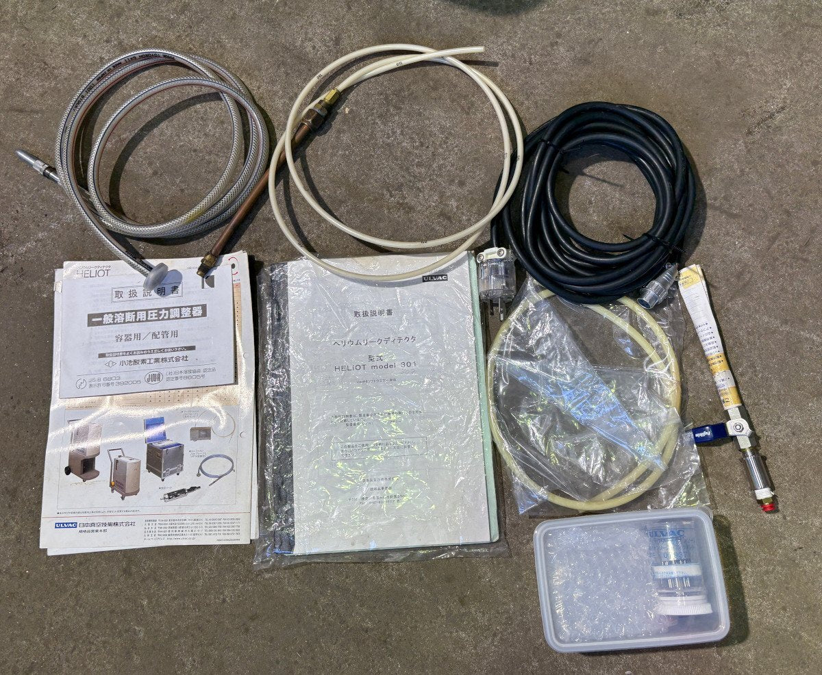 ULVAC HELIOT 302 Helium Leak Detector [p1240941943]