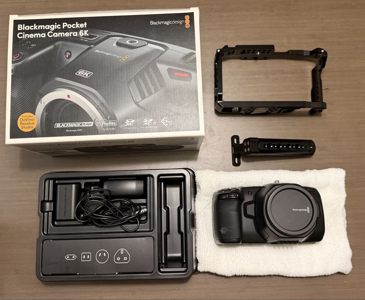 Blackmagic Pocket Cinema Camera 6K with SmallRig Cage [o1246151640]
