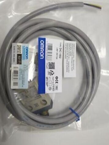 OMRON D4C-1227-P Small Safety Switch Set of 50 [n1193597407]