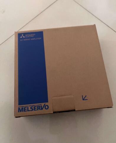 MITSUBISHI MR-J4-10B-RJ020 Electric Servo Drive [e1147692631]