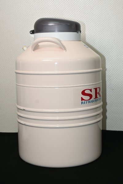 CryoOne SR-36-6R Liquid Nitrogen Freezing Storage Container 36.2L [s1240400435]