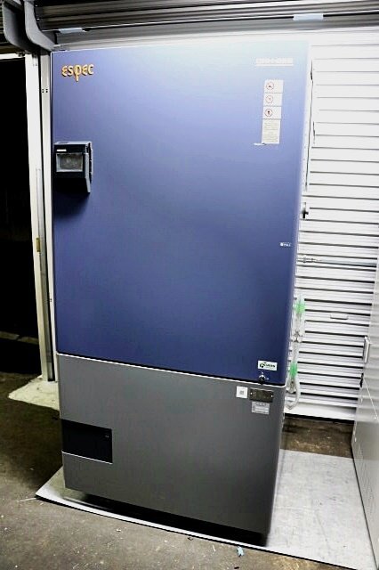 ESPEC CRH-222 Low Temperature and Humidity Unit 200V with Water Leak Detection Box [k1205312850]