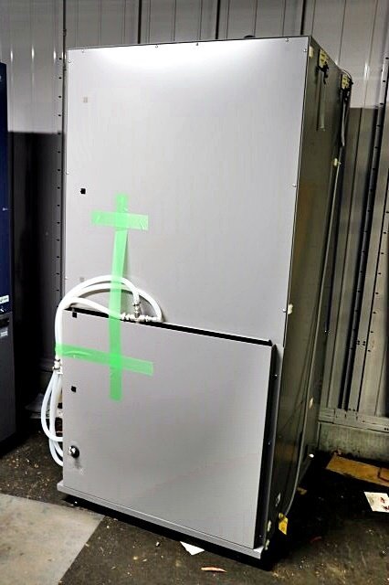 ESPEC CRH-222 Low Temperature and Humidity Unit Three-phase 200V with Water Leak Detection Box [e1205307028]
