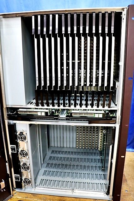 FOR.A MFR-8000 Multi-Format Routing Switcher with MFR-16SDO x6 MFR-16SDIA x9 [k1229676909]