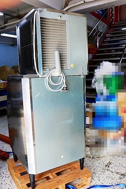 Hoshizaki KMD-270AA-J Ice Maker with SA-200A-KM 2018 Model [l1235442489]
