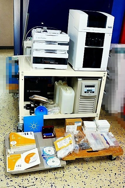 Agilent G7100A Capillary Electrophoresis System with G1310B G4225A 12 pcs [b1244952423]