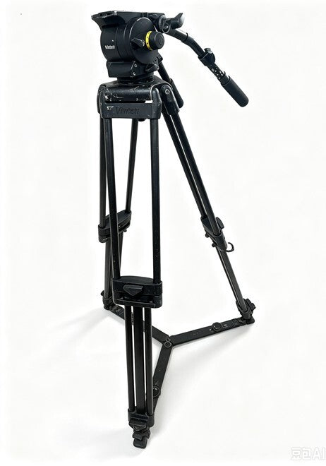 Vinten Vision100 Tripod Head Black with Carbon 3-Stage Legs and Ground Spreader 1 Unit [q1242948808]