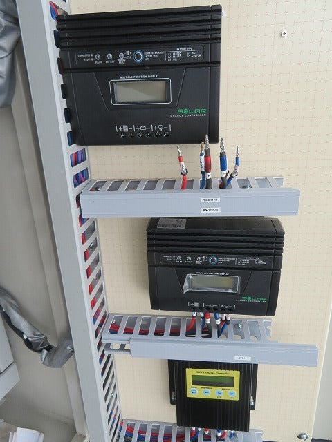 Keyence KV-7500 Control Panel with KV-SAD04 KV-B16XC KV-B16RC LY2 PCM-3012 MPPT Charge Controller [m1093884522]