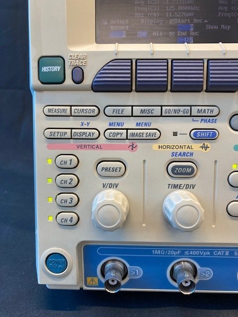 YOKOGAWA DL1740EL Digital Oscilloscope 1Gs/s 500MH [w1128494521]