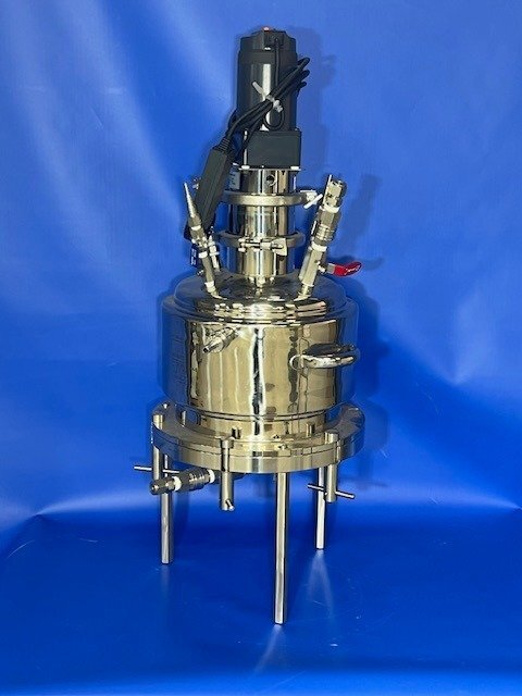 Advantech KST-293-10-UH-JA-S/AG-02-40W Pressurized Filter [c1182679793]