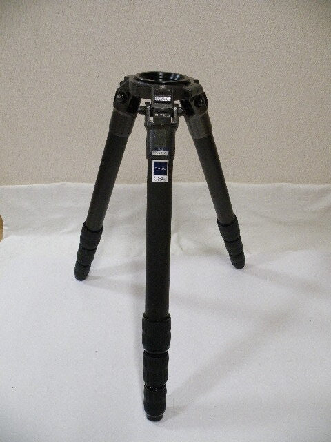 GITZO G1548 MK2 Carbon Tripod with G1422 and Zachtler FSB6 Fluid Head Video Tripod [l1192079547]