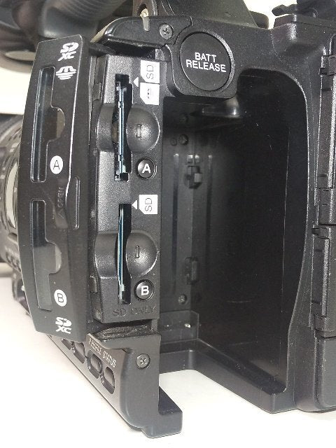 Sony HXR-NX5R Video Camera [p1192884826]