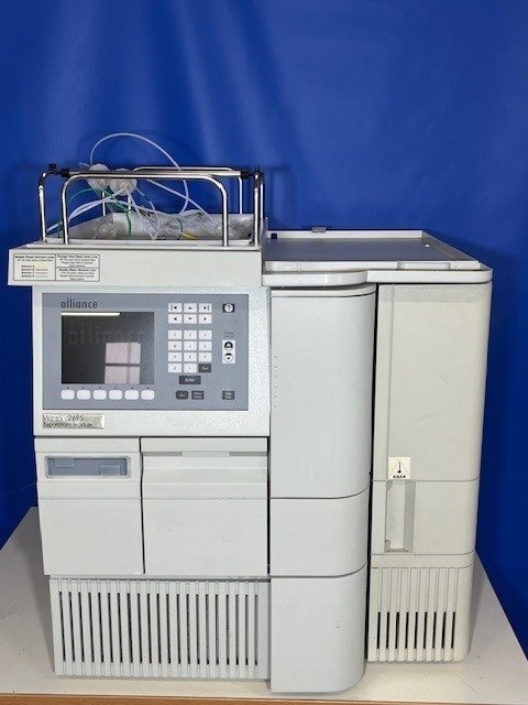 Waters 2795 Liquid Chromatograph [e1195918136]