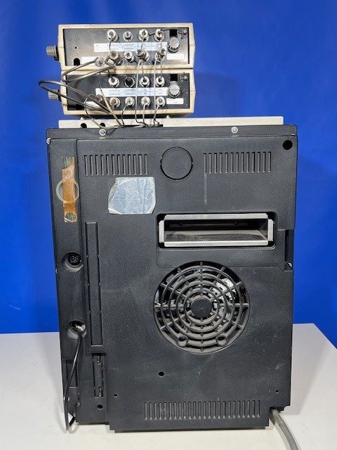 Shimadzu GC-14A Gas Chromatograph [q1195923832]