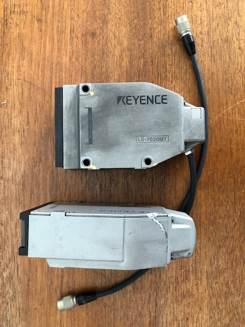 Keyence LS-7600 Digital Dimension Measuring Instrument [x1217114079]