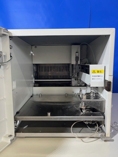 Shimadzu SIL-10A Liquid Chromatograph Autosampler [r1240118431]