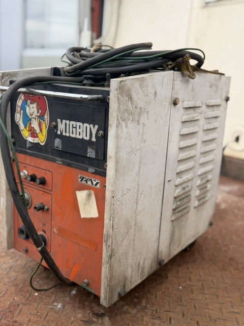 Daihen CPSS-135(S-1) CO2 MAG Welding Power Supply [f1240509851]