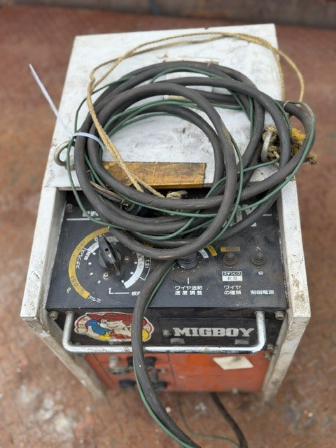 Daihen CPSS-135(S-1) CO2 MAG Welding Power Supply [f1240509851]