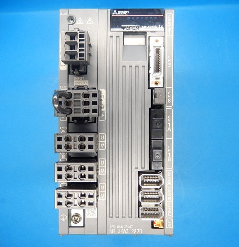 Mitsubishi Electric MR-J4W3-222B Servo Amplifier [o1173250963]