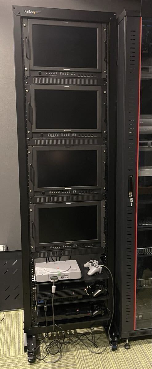 Panasonic BT-LH1700W Monitor 4 Unit Set with StarTech 42U Rack [j1233411082]