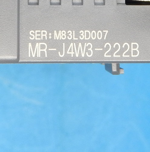 Mitsubishi Electric MR-J4W3-222B Servo Amplifier [o1173250963]