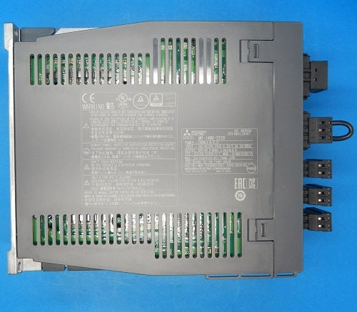 Mitsubishi Electric MR-J4W3-222B Servo Amplifier [o1173250963]