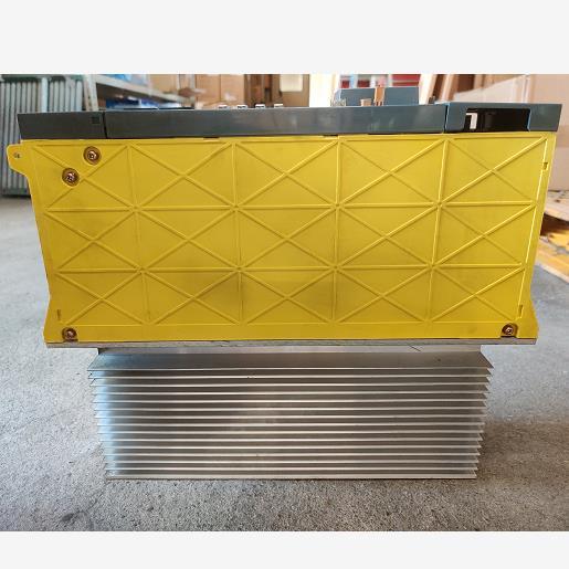 FANUC A06B-6096-H106 Servo Amplifier (for parts or not working) [e1109402280]