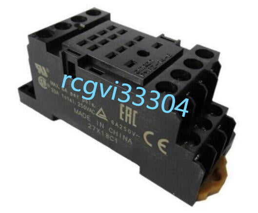 OMRON PYFZ-14-E Surface Connection Socket Set of 500 Pieces [t1023120389]