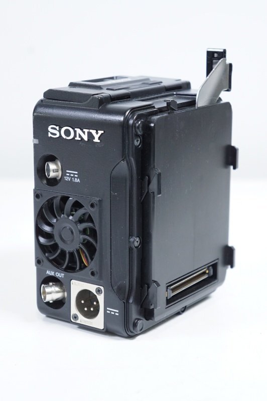 Sony PMW-F55 Professional Video Camera [l1221009800]