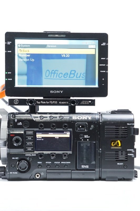 Sony PMW-F55 Professional Video Camera [l1221009800]