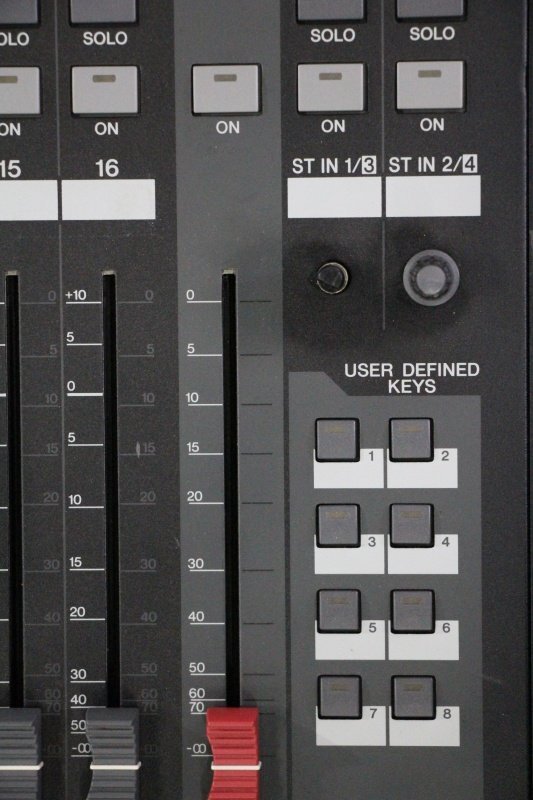 YAMAHA 01V96i Digital Mixer (for parts or not working) [l1239017529]