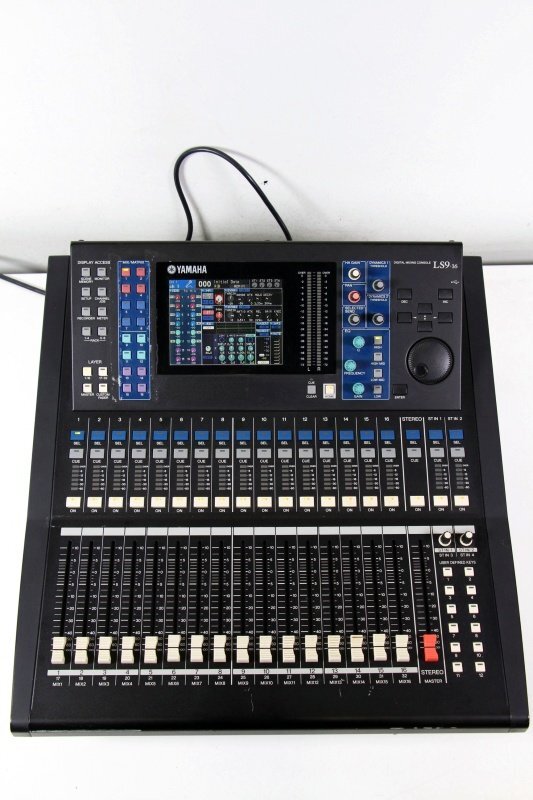 Yamaha LS9-16 Digital Mixing Console [l1244918533]