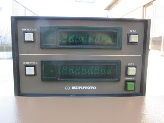Mitutoyo PJ300H Optical Measuring Instrument [m1242825310]