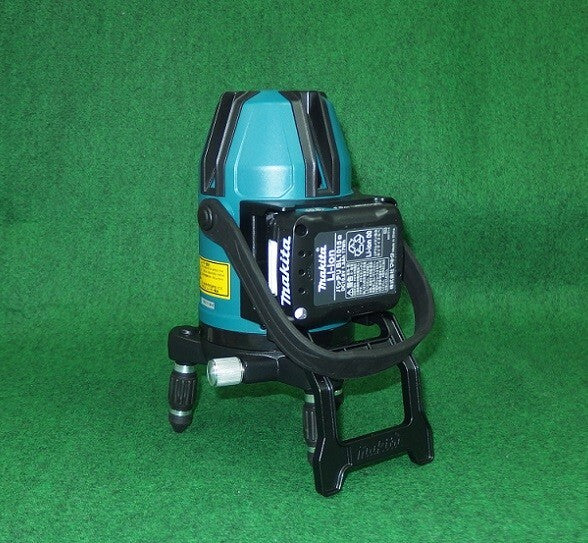 Makita SK40GD Laser Marker Crossline 10.8V Rechargeable with Battery and Charger Set [k1154778467]