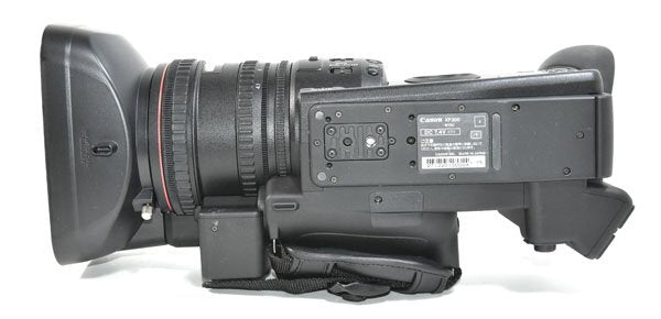 CANON XF300 Professional Video Camera [o1192833200]