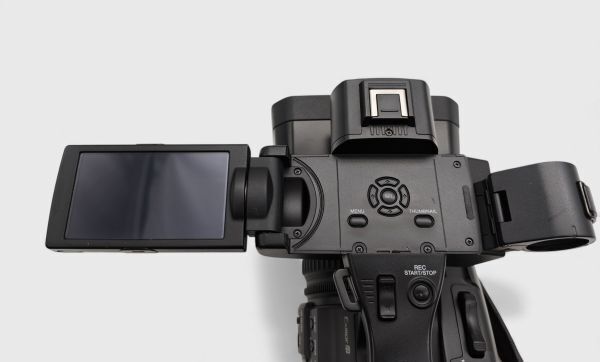 SONY HXR-NX100 NXCAM Camcorder [1214592584]