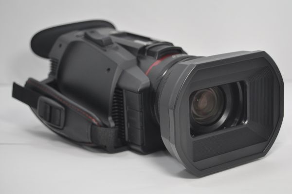Panasonic HC-X1600 Professional Camera [p1245079371]