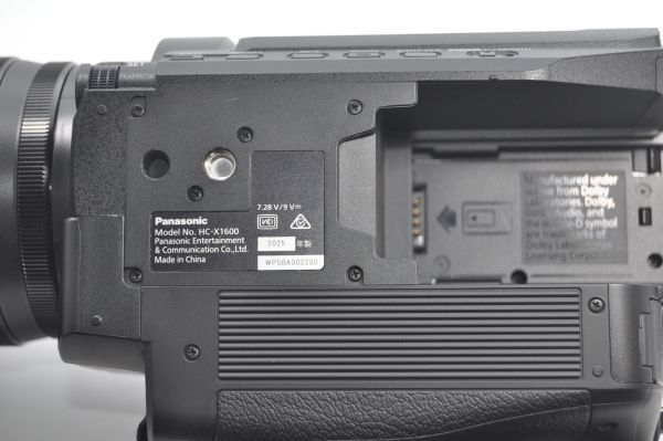 Panasonic HC-X1600 Professional Camera [p1245079371]