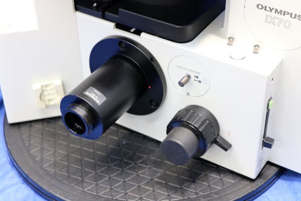 Olympus IX70 Inverted Microscope with 4 Objective Lenses [w1227822289]