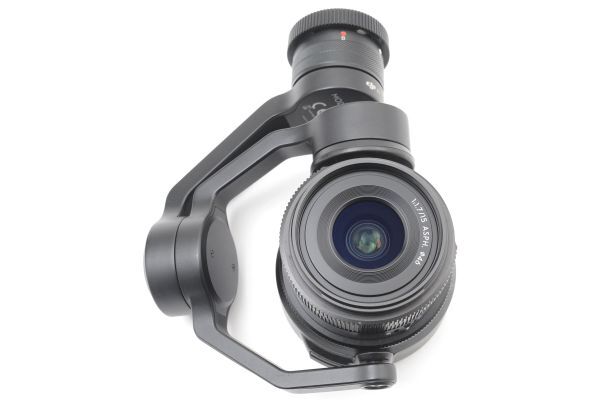 DJI Inspire 2 with Zenmuse X5S and MFT 15mm f1.7 ASPH [d1235230010]