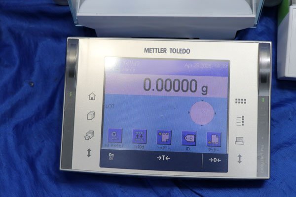 Mettler Toledo XP205TDR Analytical Balance with RS-P45 Printer [l1238598879]