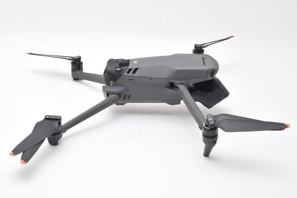 DJI Mavic 3 Pro Fly More Combo [d1238840791]