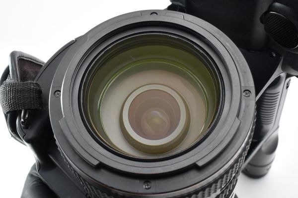 SONY HXR-NX5R Professional Camera [g1241597363]