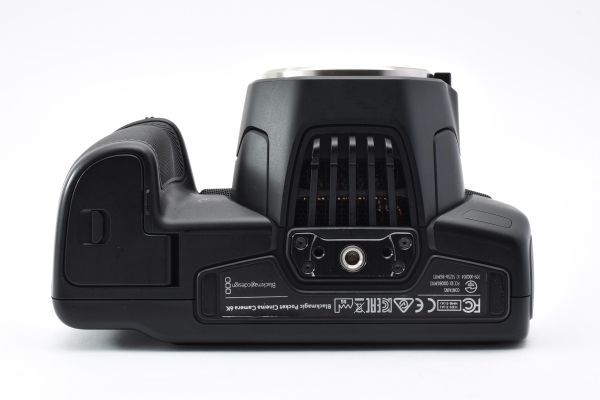 Blackmagic Pocket Cinema Camera 6K Professional Camera [x1241595061]