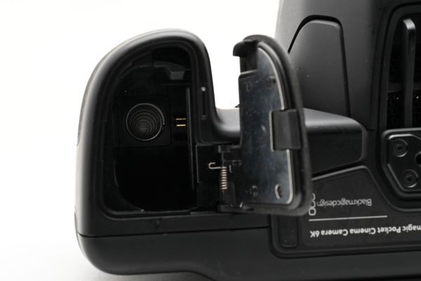 Blackmagic Design Pocket Cinema Camera 6K [o1248972131]