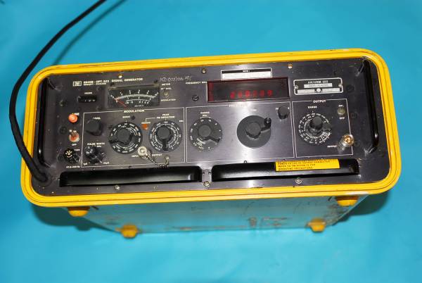 SG Signal Generator AN/USM 232 [d145092515]