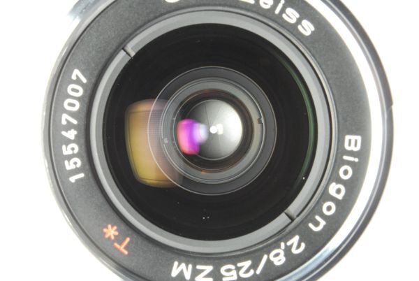 Carl Zeiss Biogon 25mm f/2.8 T* ZM Lens Silver Leica M [o1209142645]