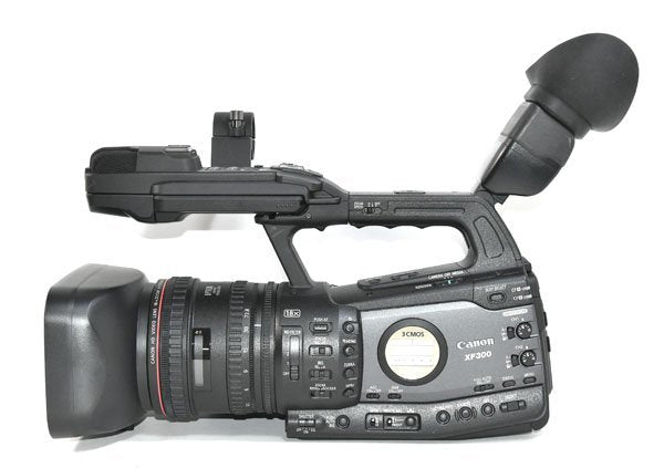 CANON XF300 Professional Video Camera [o1192833200]
